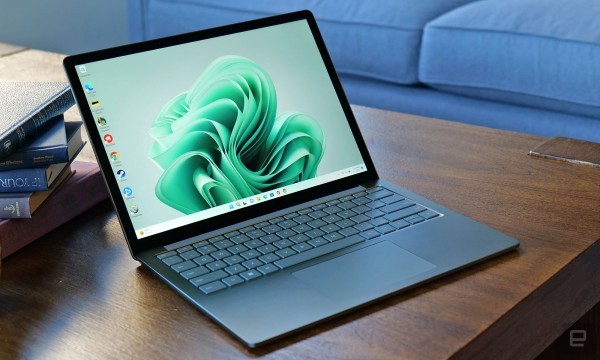Φωτογραφία από Ψηφιακές άδειες Microsoft Windows